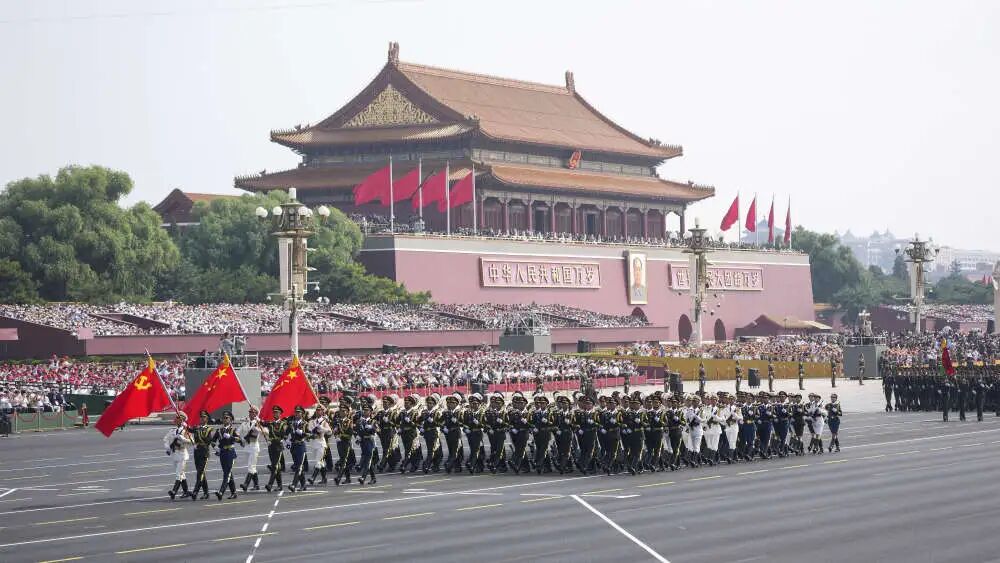 观阅兵盛况，聚奋进力量——优德88律威民商事排解中心进行九三阅兵典礼旁观活动