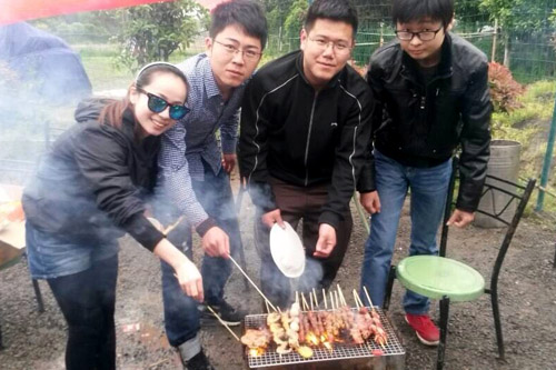 20140419优德88文创园党支部举行自驾游户外烧烤活动 (2).jpg 20140419优德88文创园党支部举行自驾游户外烧烤活动 (2).jpg